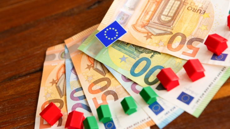 pieniądze euro domy