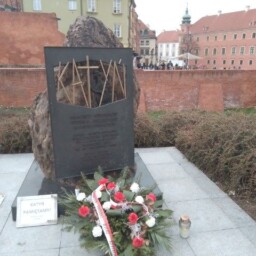 Katyń pomnik Warszawa