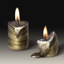 świeca z monet