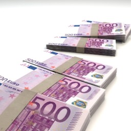 paczki banknotów euro
